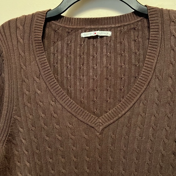 Tommy Hilfiger Brown Cable Knit Sweater - Picture 1 of 13